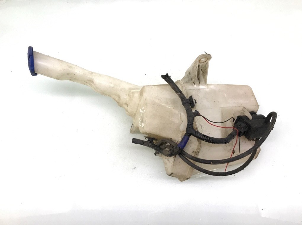 Бачок омывателя бу для Hyundai i20 1 1.4 CRDi, 2009 г.