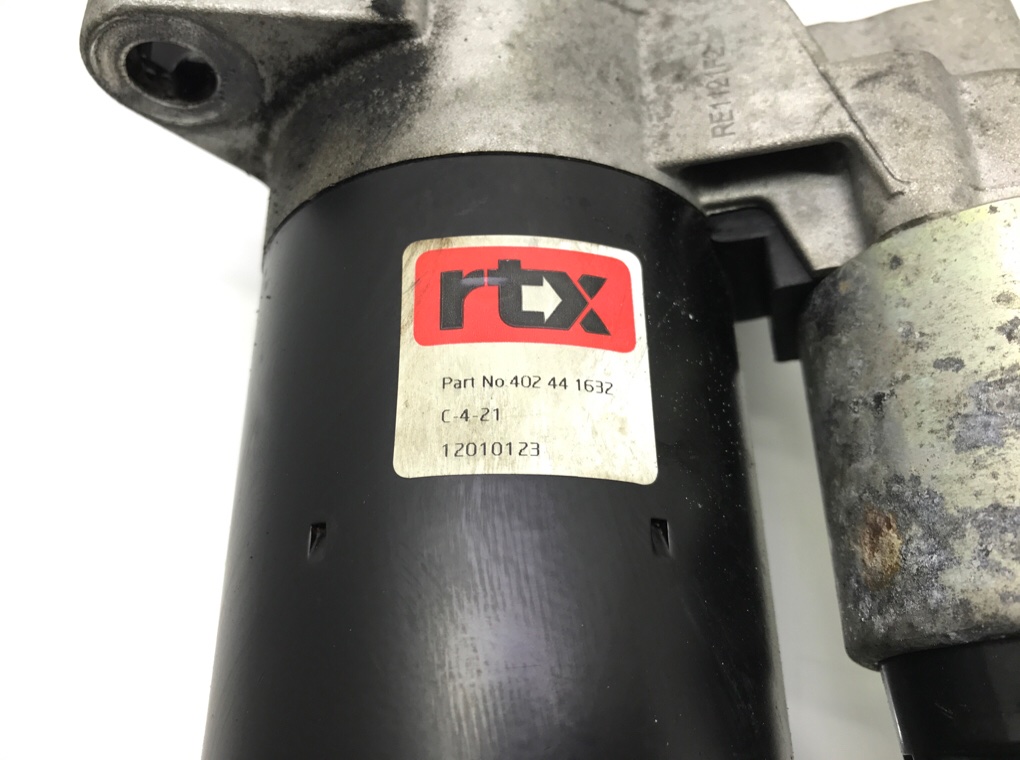 Стартер бу для Volkswagen Golf 5 2.0 SDi,  2005 г.