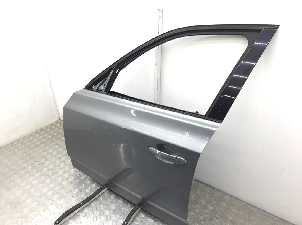 Дверь передняя левая бу для BMW X3 E83 2.5 i,  2004 г.