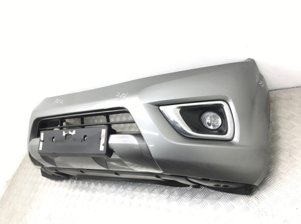 Бампер передний бу для Nissan Navara 3 2.3 DCI,  2021 г.