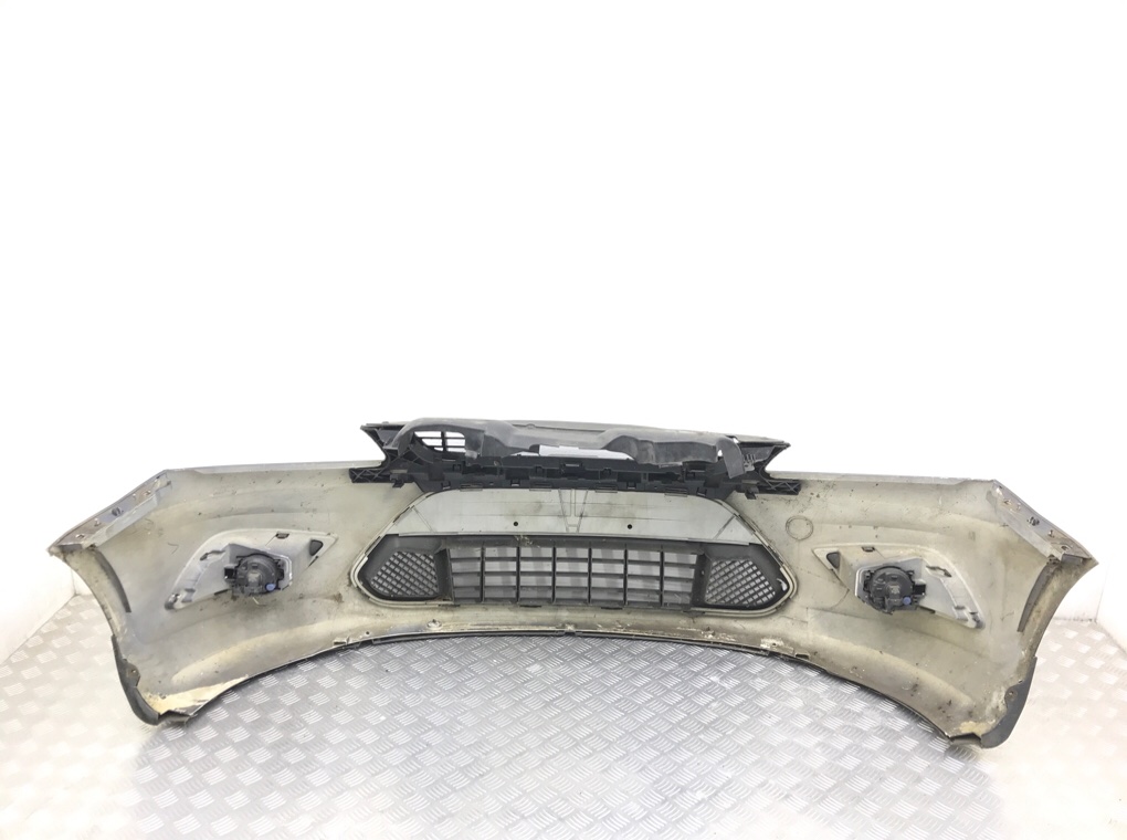 Бампер передний бу для Ford Focus 2 1.8 i, 2009 г. Бампер передний бу для Ford Focus 2 1.8 i, 2009 г.