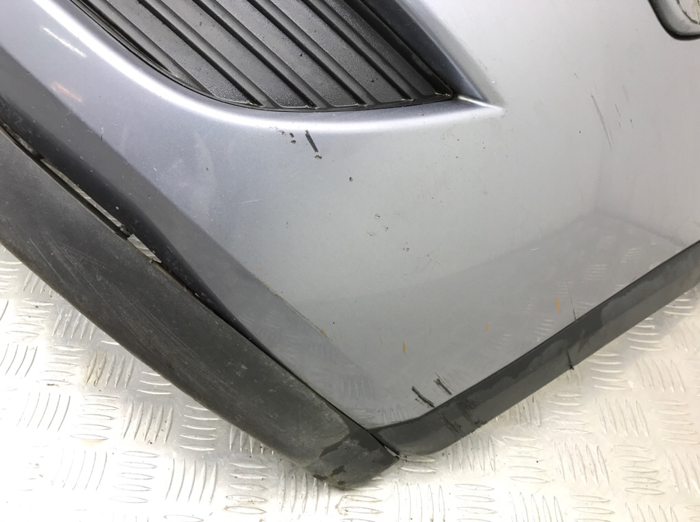 Бампер передний бу для Opel Corsa C 1.4 i,  2005 г.