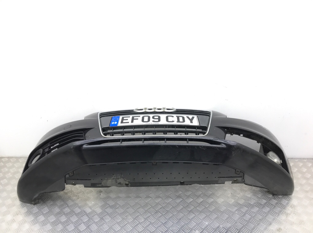 Бампер передний бу для Audi A4 B8 2.0 TDi,  2009 г.