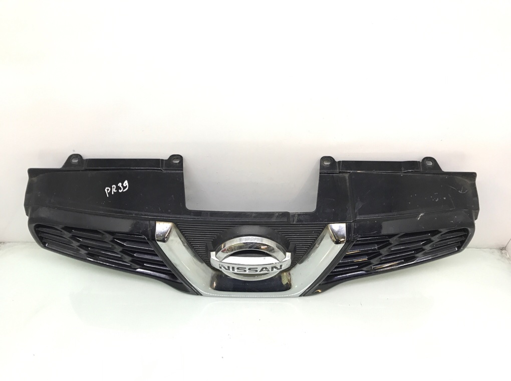 Решетка радиатора бу для Nissan Qashqai+2 1 1.5 DCi,  2011 г.