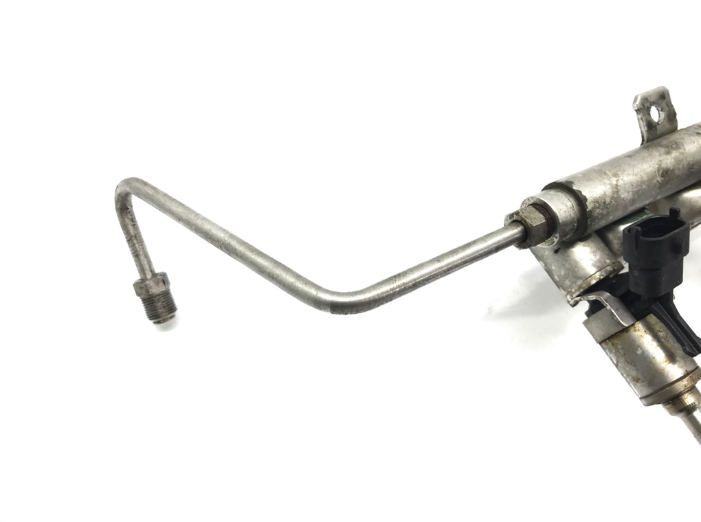 Топливная рампа бу для Mini Clubman R55 1.6 Ti, 2008 г. Топливная рампа бу для Mini Clubman R55 1.6 Ti, 2008 г.