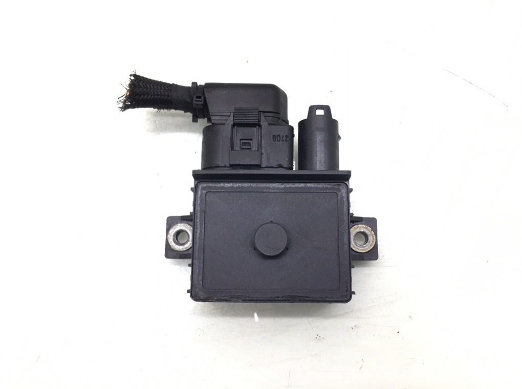 Реле накала свечей бу для BMW X3 E83 2.0 TD, 2009 г.