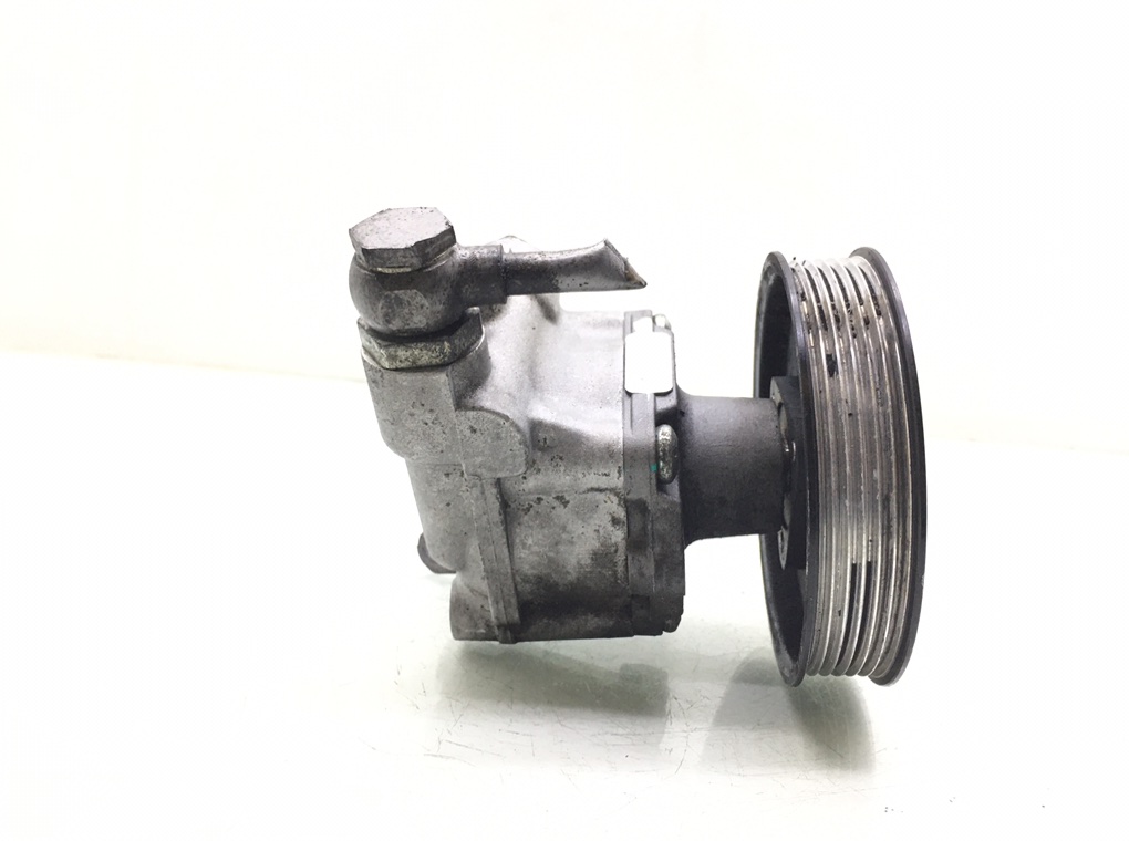 Насос гидроусилителя руля бу для BMW X3 E83 2.0 TD, 2009 г. Насос гидроусилителя руля бу для BMW X3 E83 2.0 TD, 2009 г.