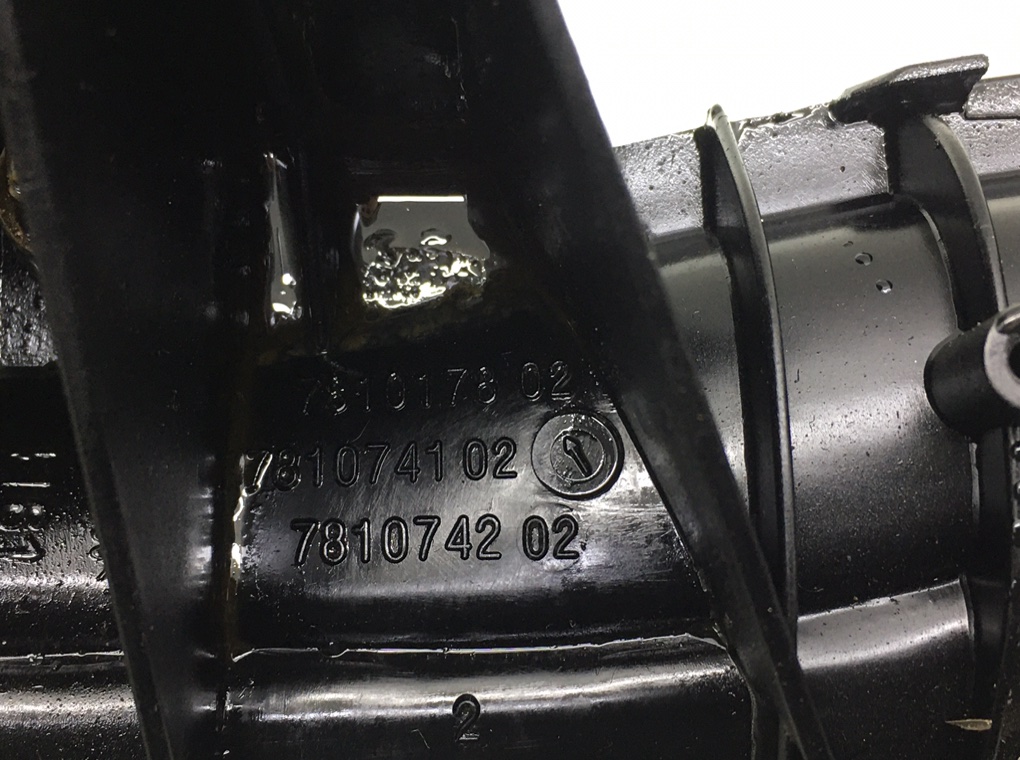 Коллектор впускной бу для BMW X3 E83 2.0 TD, 2009 г. Коллектор впускной бу для BMW X3 E83 2.0 TD, 2009 г.