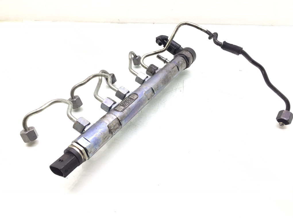 Топливная рампа бу для BMW X3 E83 2.0 TD, 2009 г. Топливная рампа бу для BMW X3 E83 2.0 TD, 2009 г.