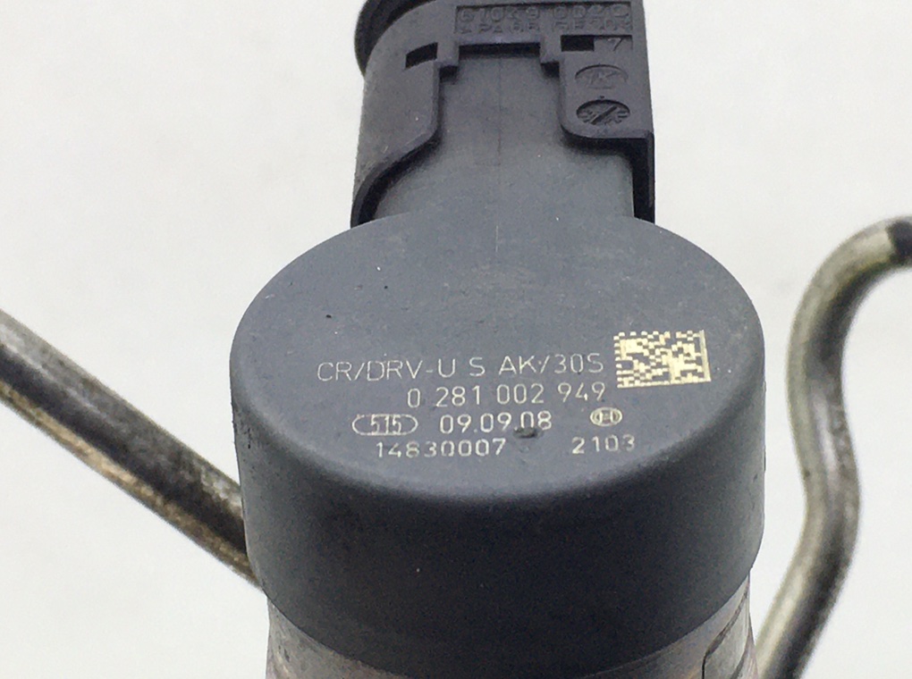 Топливная рампа бу для BMW X3 E83 2.0 TD, 2009 г. Топливная рампа бу для BMW X3 E83 2.0 TD, 2009 г.