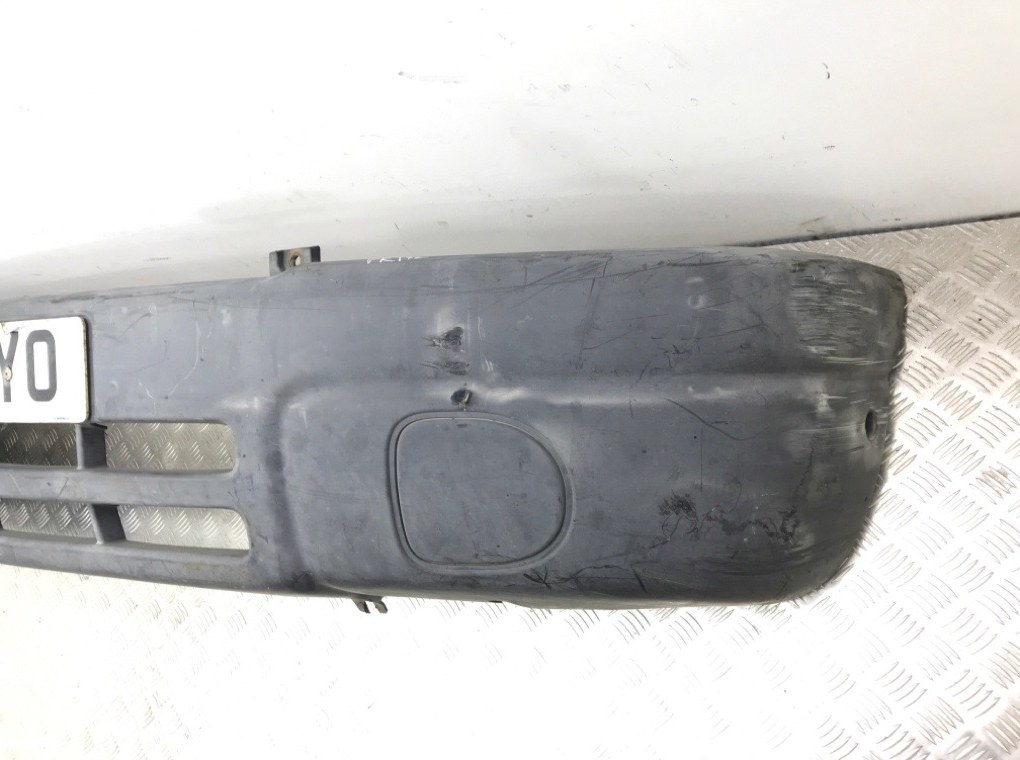 Бампер передний бу для Renault Master 2 2.2 DCi,  2003 г.