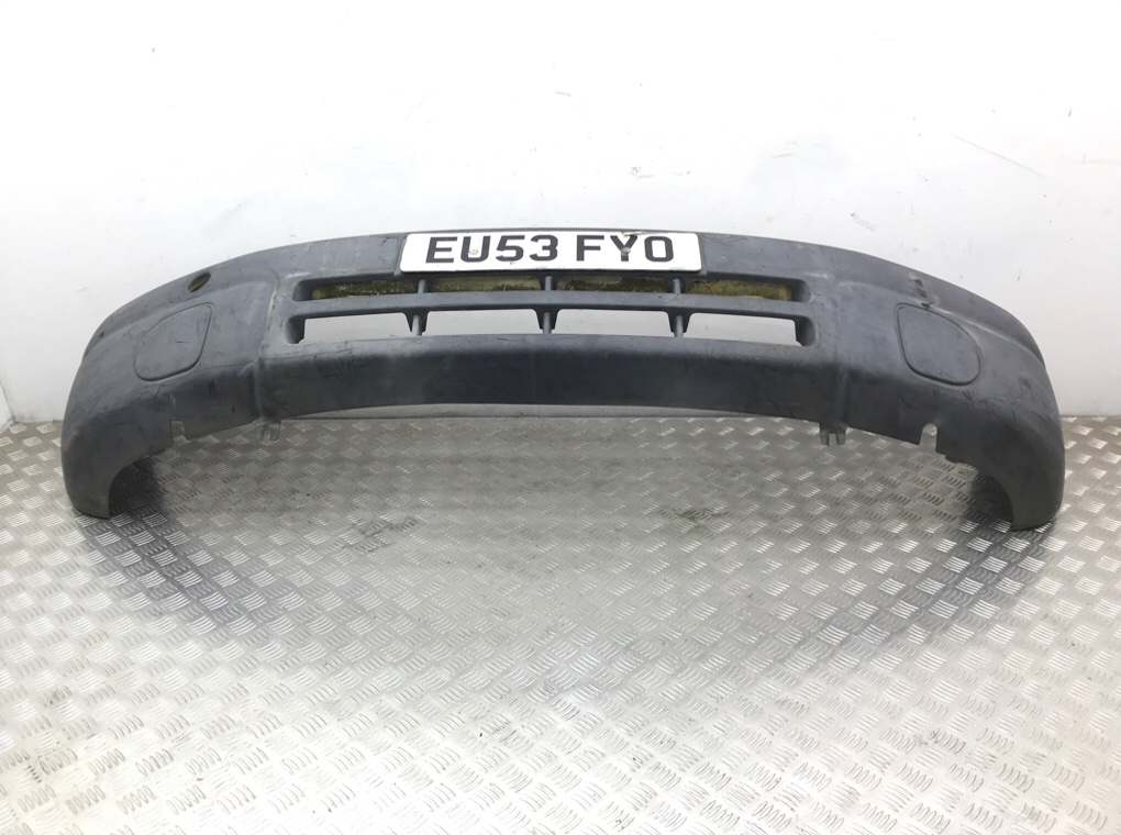 Бампер передний бу для Renault Master 2 2.2 DCi,  2003 г.