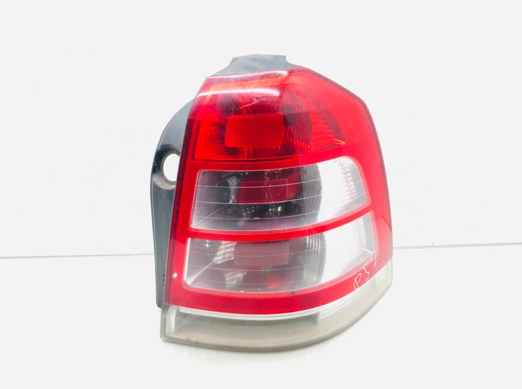 Фонарь задний правый бу для Opel Zafira B 1.6 i, 2010 г.