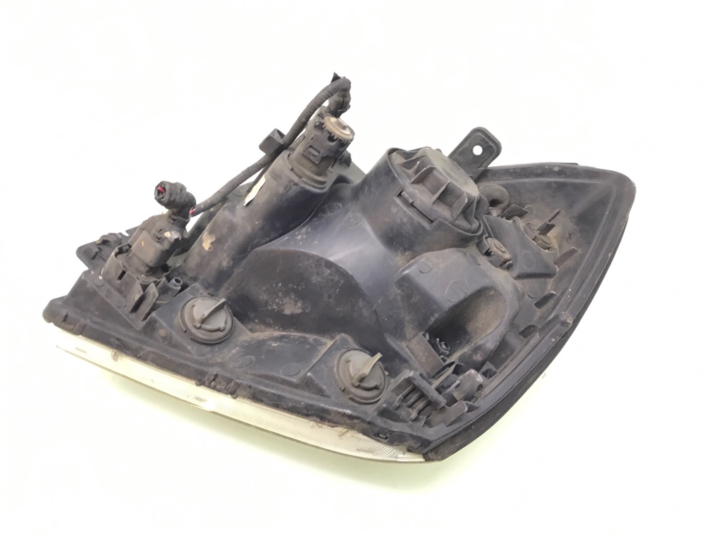 Фара правая бу для Kia Sportage 2 2.0 CRDi, 2005 г. Фара правая бу для Kia Sportage 2 2.0 CRDi, 2005 г.