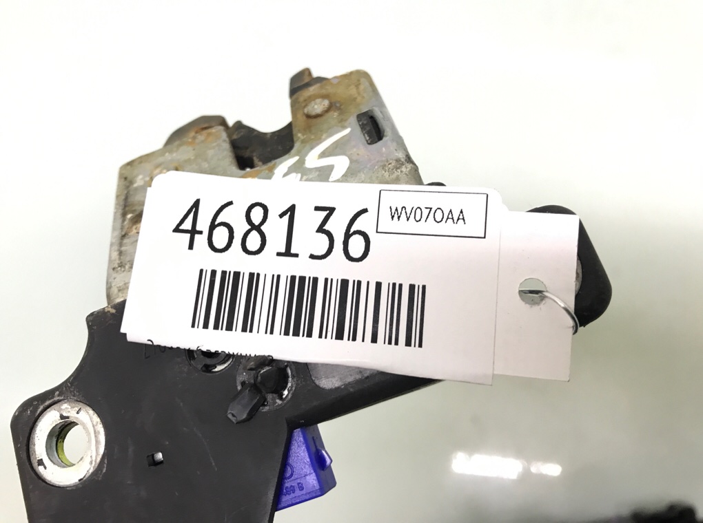 Замок багажника бу для Audi A4 B7 2.0 TFSI,  2007 г.