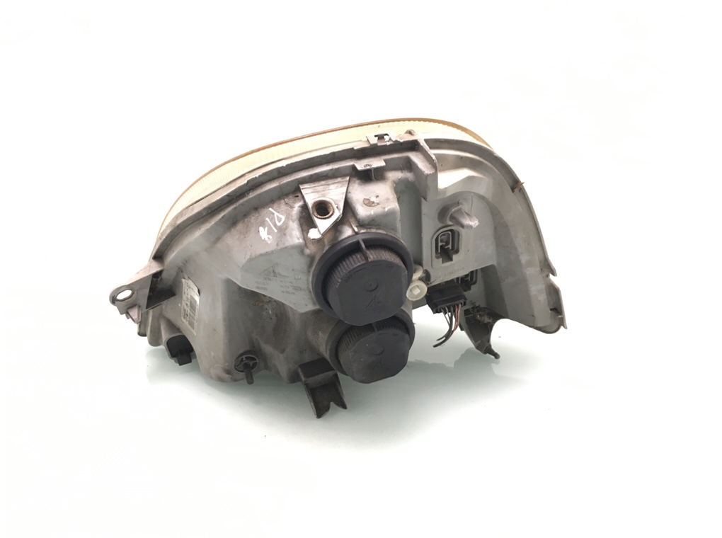 Фара правая бу для Opel Movano 1 2.5 CDTi, 2008 г. Фара правая бу для Opel Movano 1 2.5 CDTi, 2008 г.