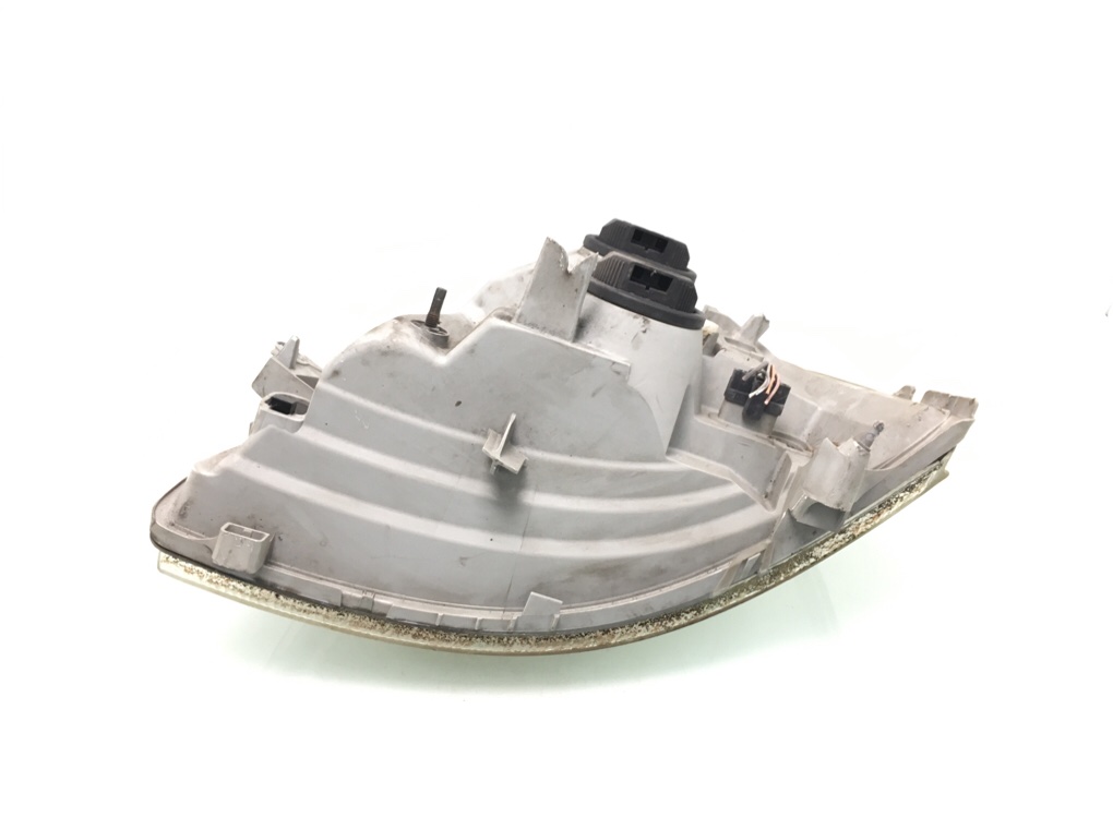 Фара правая бу для Opel Movano 1 2.5 CDTi, 2008 г. Фара правая бу для Opel Movano 1 2.5 CDTi, 2008 г.