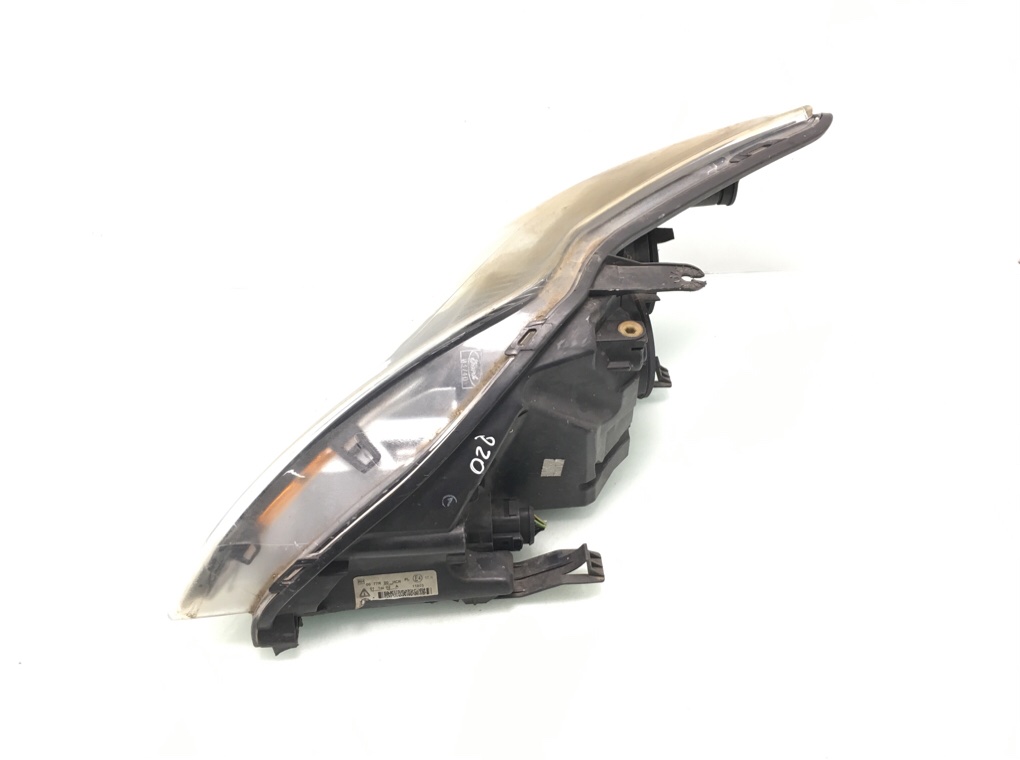 Фара правая бу для Ford Focus 2 1.8 TDCi,  2009 г.