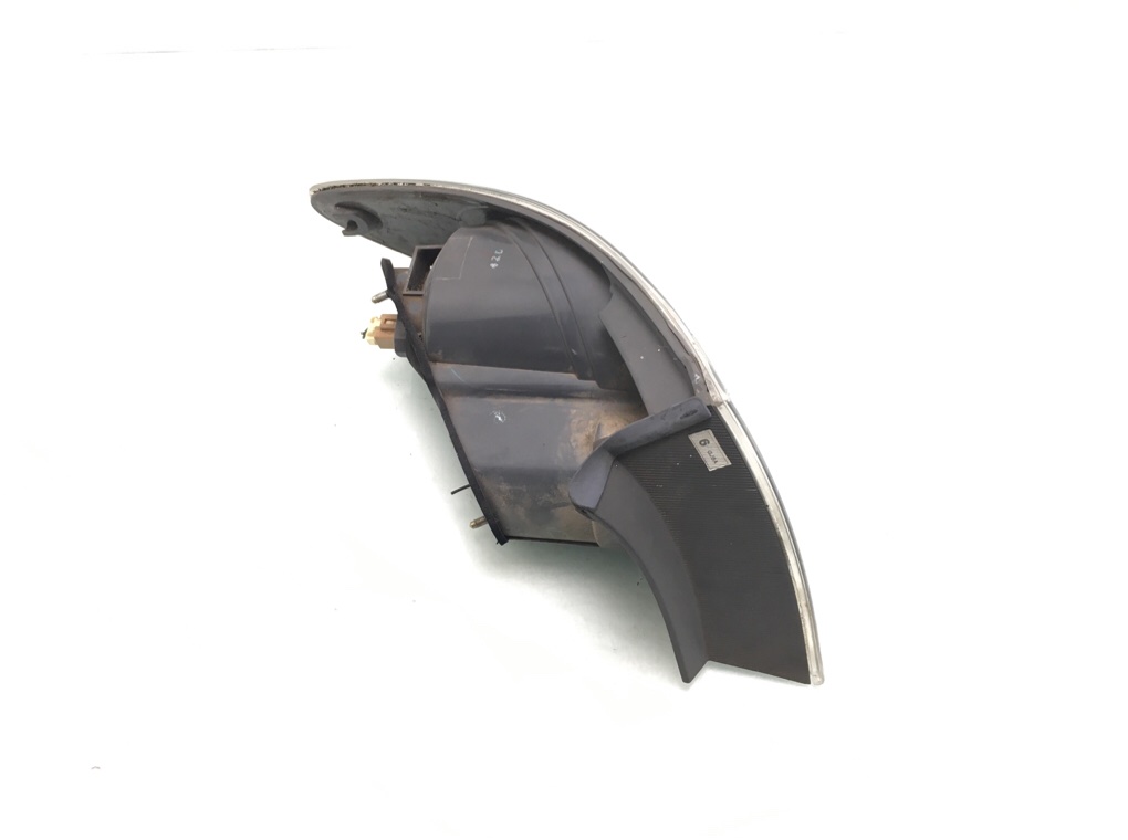 Фонарь задний правый бу для Mazda 6  1 1.8 i,  2005 г.