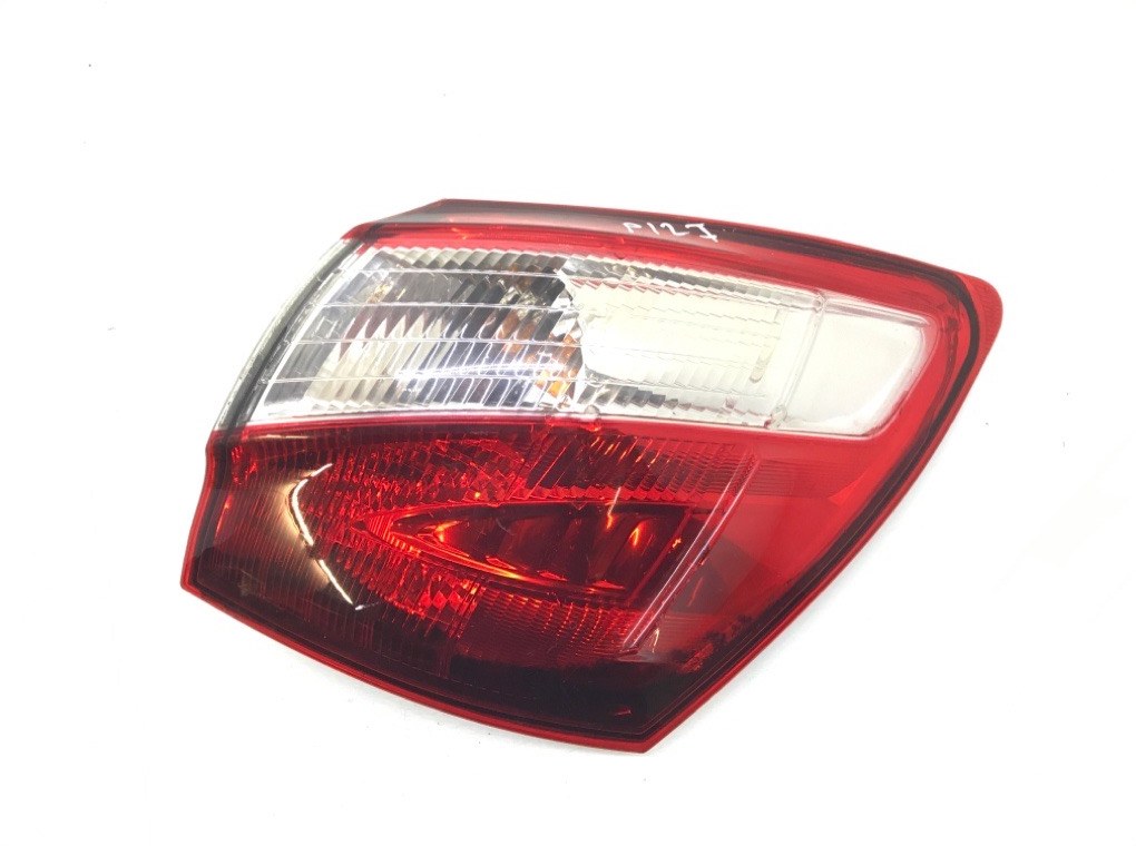 Фонарь задний правый бу для Nissan Qashqai+2 2.0 DCi, 2011 г.
