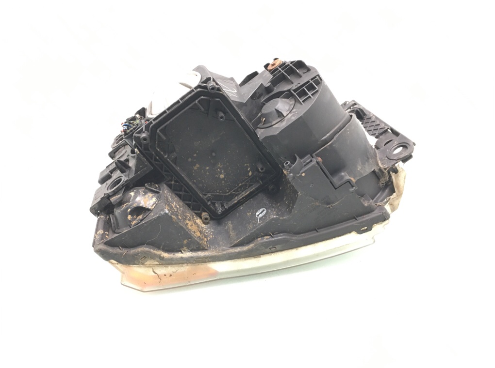 Фара левая бу для Land Rover Discovery 3 2.7 TD, 2007 г. Фара левая бу для Land Rover Discovery 3 2.7 TD, 2007 г.