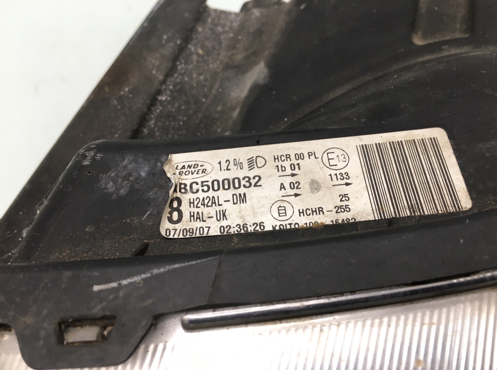 Фара левая бу для Land Rover Discovery 3 2.7 TD, 2007 г. Фара левая бу для Land Rover Discovery 3 2.7 TD, 2007 г.