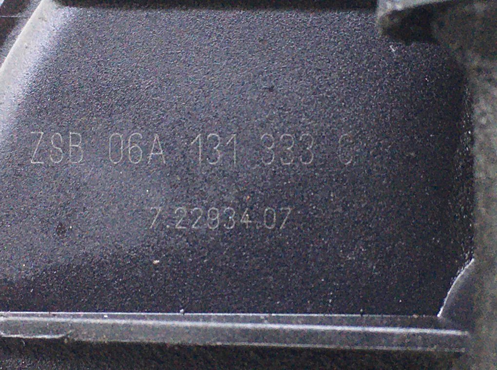 Насос воздушный бу для Audi A3 8P 1.6 i, 2005 г. Насос воздушный бу для Audi A3 8P 1.6 i, 2005 г.