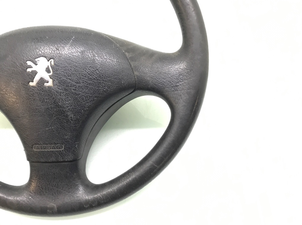 Руль бу для Peugeot Partner 1 1.9 D, 2002 г. Руль бу для Peugeot Partner 1 1.9 D, 2002 г.
