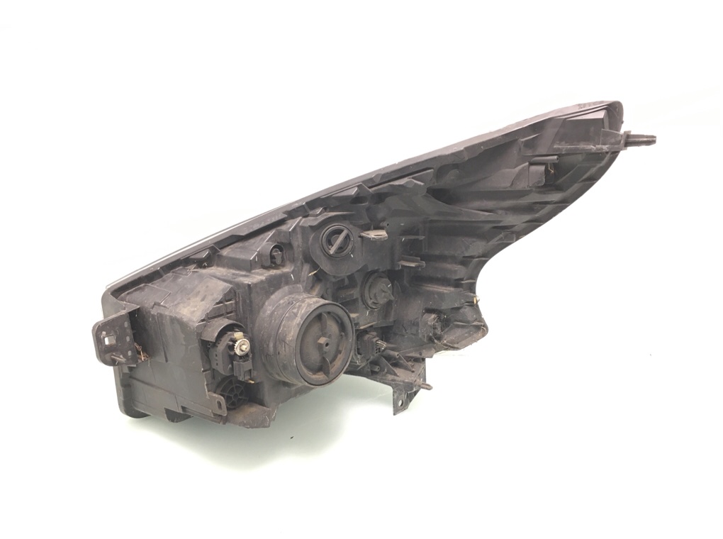 Фара правая бу для Renault Trafic 3 1.6 CDTi,  2016 г.