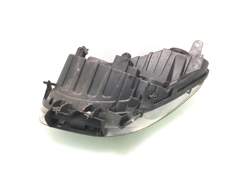 Фара правая бу для Opel Combo D 1.3 CDTI, 2014 г. Фара правая бу для Opel Combo D 1.3 CDTI, 2014 г.