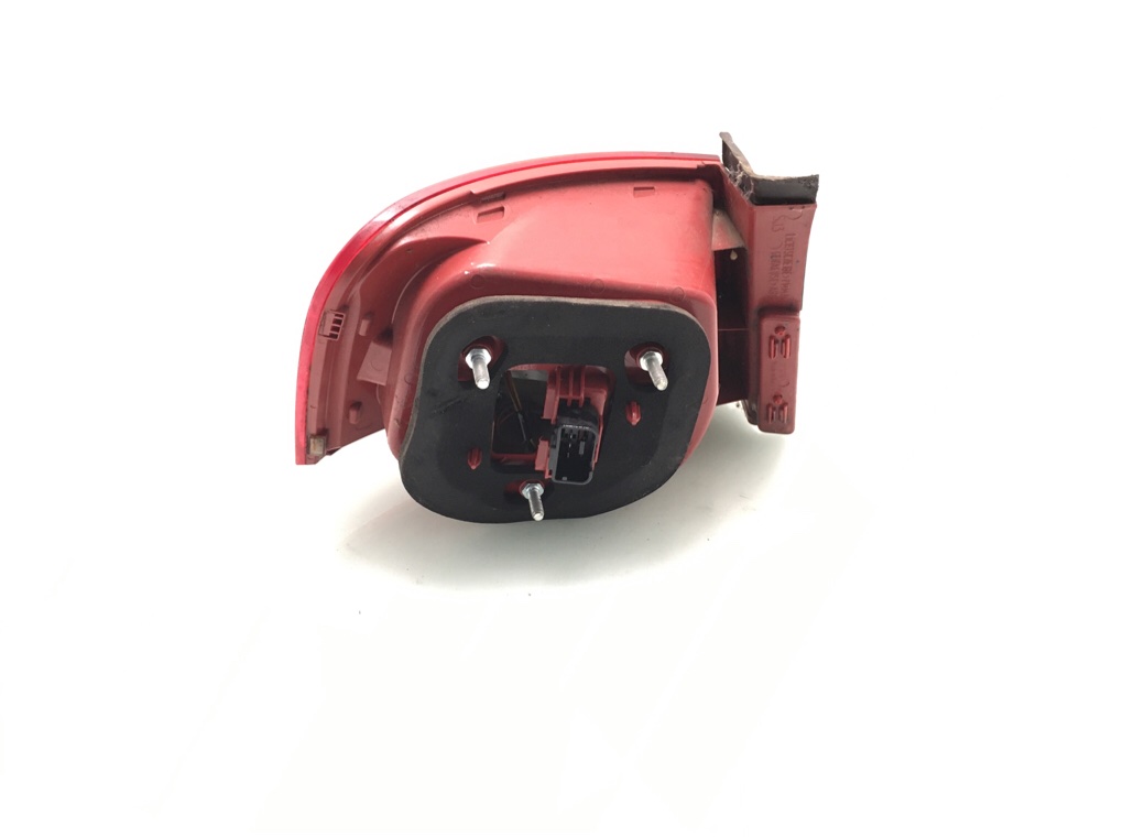 Фонарь задний правый бу для Volkswagen Passat B6 2.0 TDi,  2009 г.