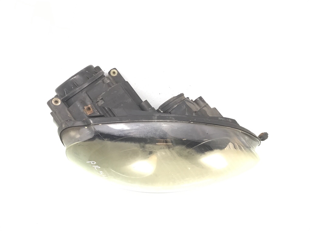 Фара правая бу для Volkswagen Golf 5 2.0 FSI, 2005 г. Фара правая бу для Volkswagen Golf 5 2.0 FSI, 2005 г.