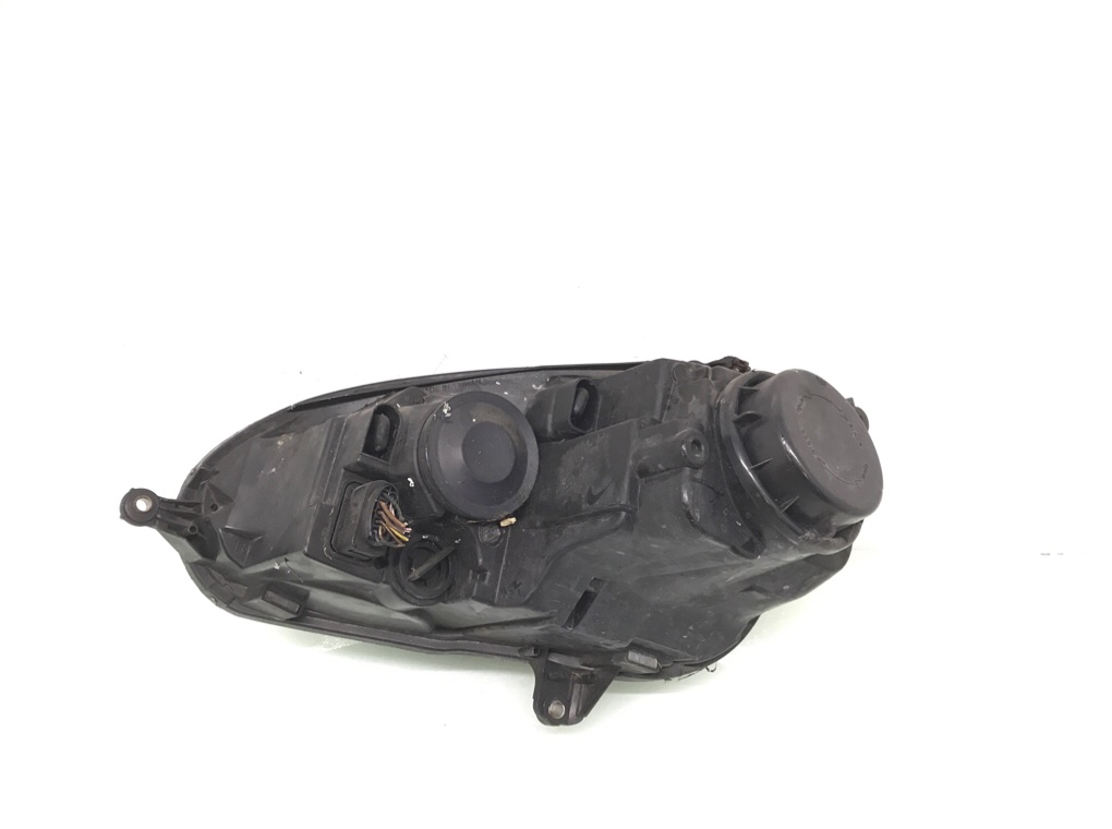 Фара правая бу для Volkswagen Golf 5 2.0 FSI, 2005 г. Фара правая бу для Volkswagen Golf 5 2.0 FSI, 2005 г.