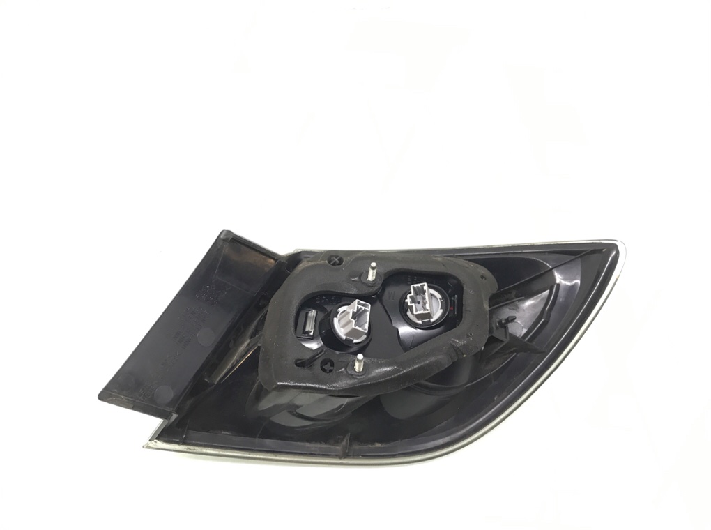 Фонарь задний левый бу для Mazda 3  BK 1.6 TD,  2005 г.