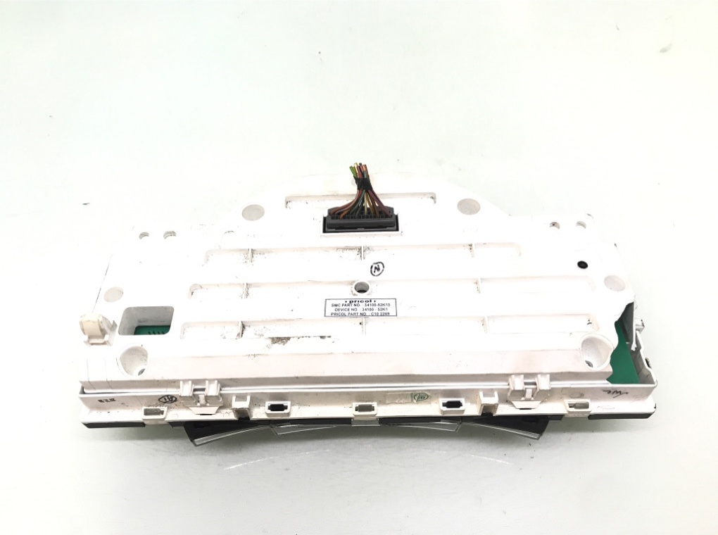 Щиток приборов (приборная панель) бу для Opel Agila B 1.0 i, 2009 г. Щиток приборов (приборная панель) бу для Opel Agila B 1.0 i, 2009 г.