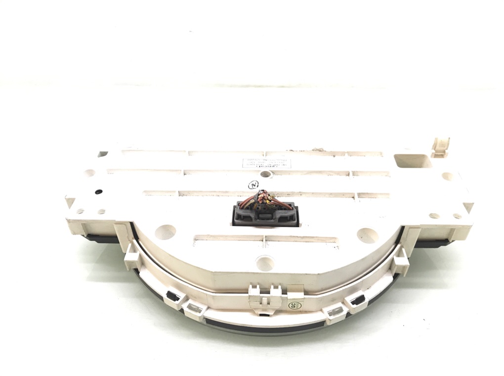 Щиток приборов (приборная панель) бу для Opel Agila B 1.0 i, 2009 г. Щиток приборов (приборная панель) бу для Opel Agila B 1.0 i, 2009 г.