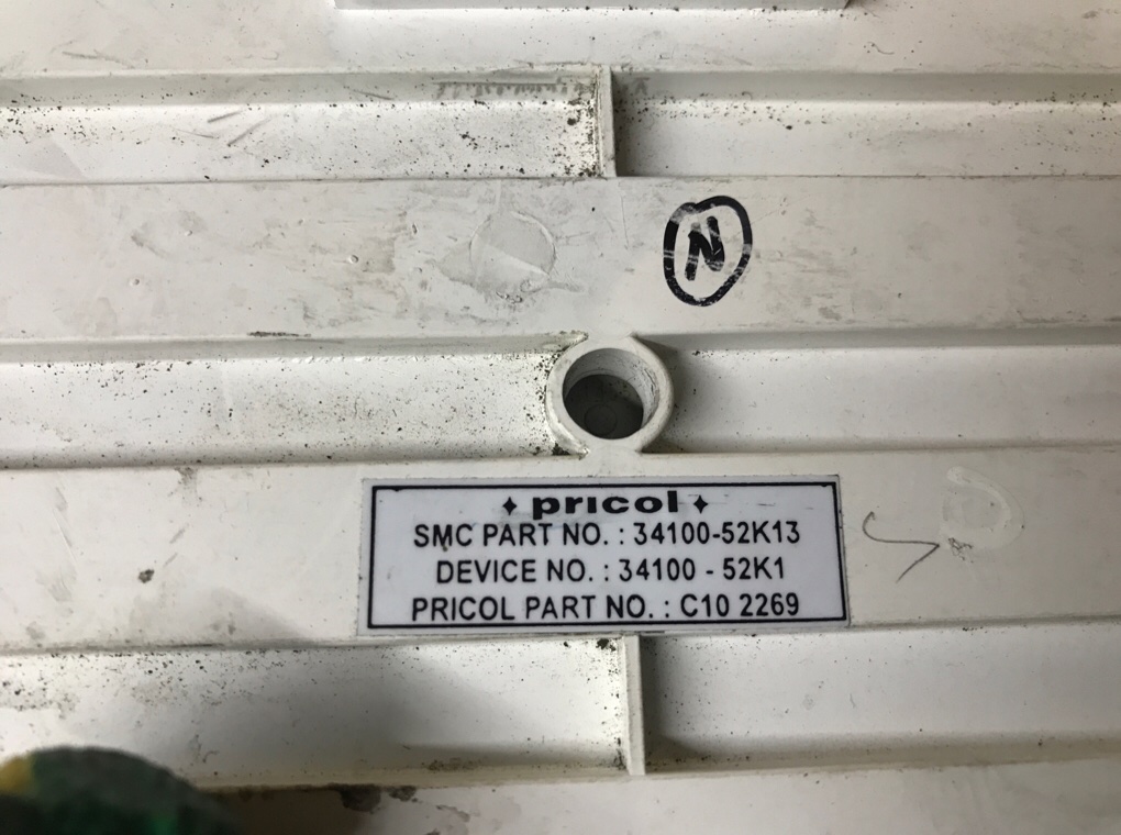 Щиток приборов (приборная панель) бу для Opel Agila B 1.0 i, 2009 г. Щиток приборов (приборная панель) бу для Opel Agila B 1.0 i, 2009 г.