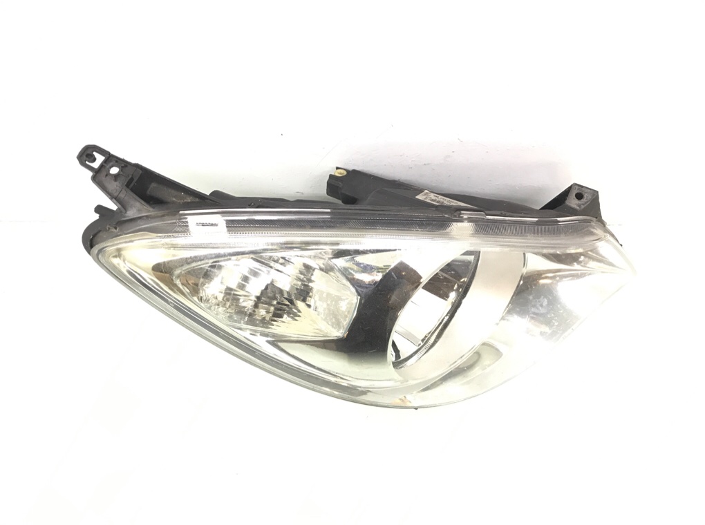 Фара правая бу для Opel Agila B 1.0 i,  2009 г.