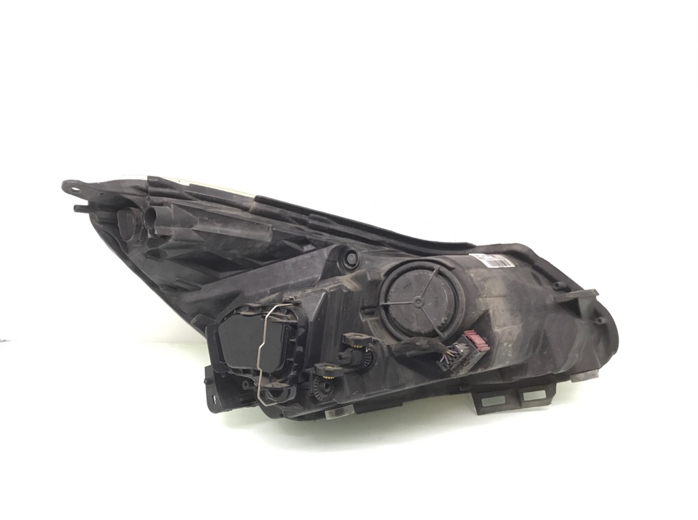 Фара левая бу для Opel Corsa D 1.4 i,  2012 г.