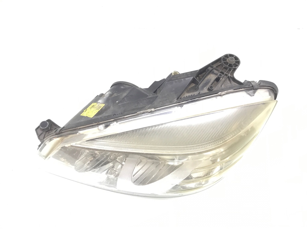 Фара левая бу для Mercedes C W204 1.8 i,  2007 г.