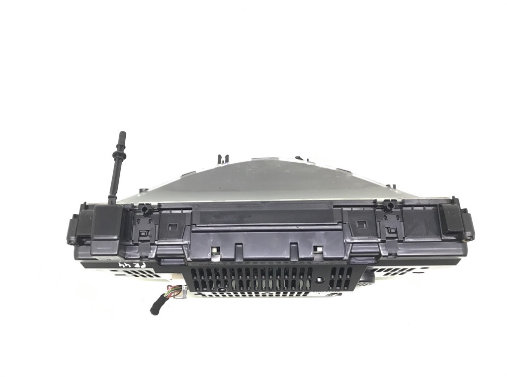 Щиток приборов (приборная панель) бу для Mercedes C W204 1.8 i, 2007 г. Щиток приборов (приборная панель) бу для Mercedes C W204 1.8 i, 2007 г.