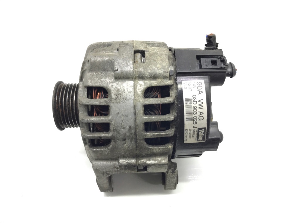 Генератор бу для Volkswagen Polo 4 1.2 i, 2008 г.
