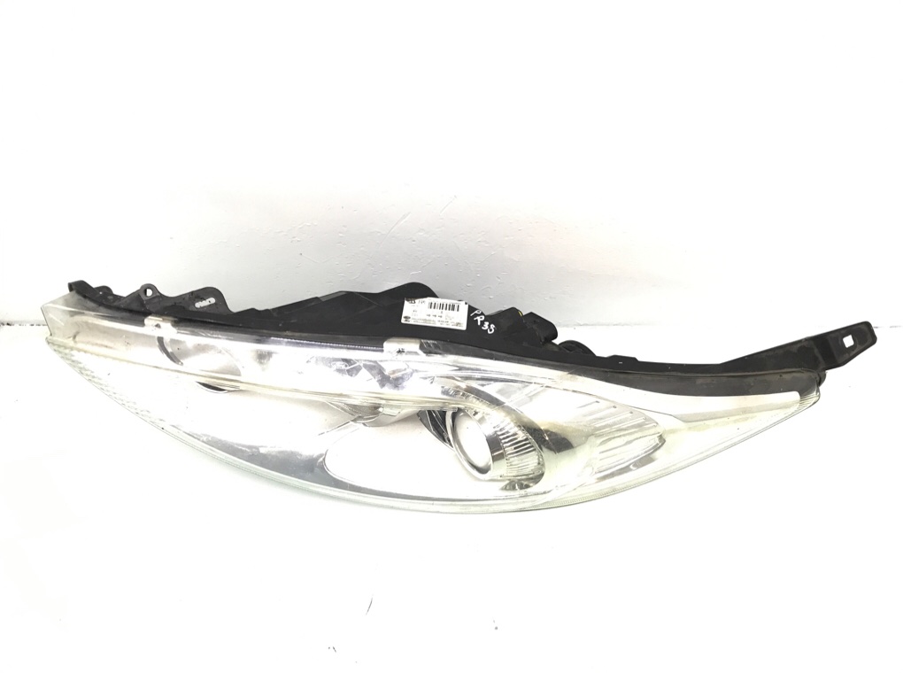 Фара левая бу для Ford Fiesta 6 1.4 i,  2009 г.