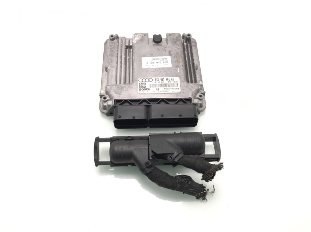 Блок управления двигателем бу для Audi A4 B7 3.0 TDi, 2005 г.