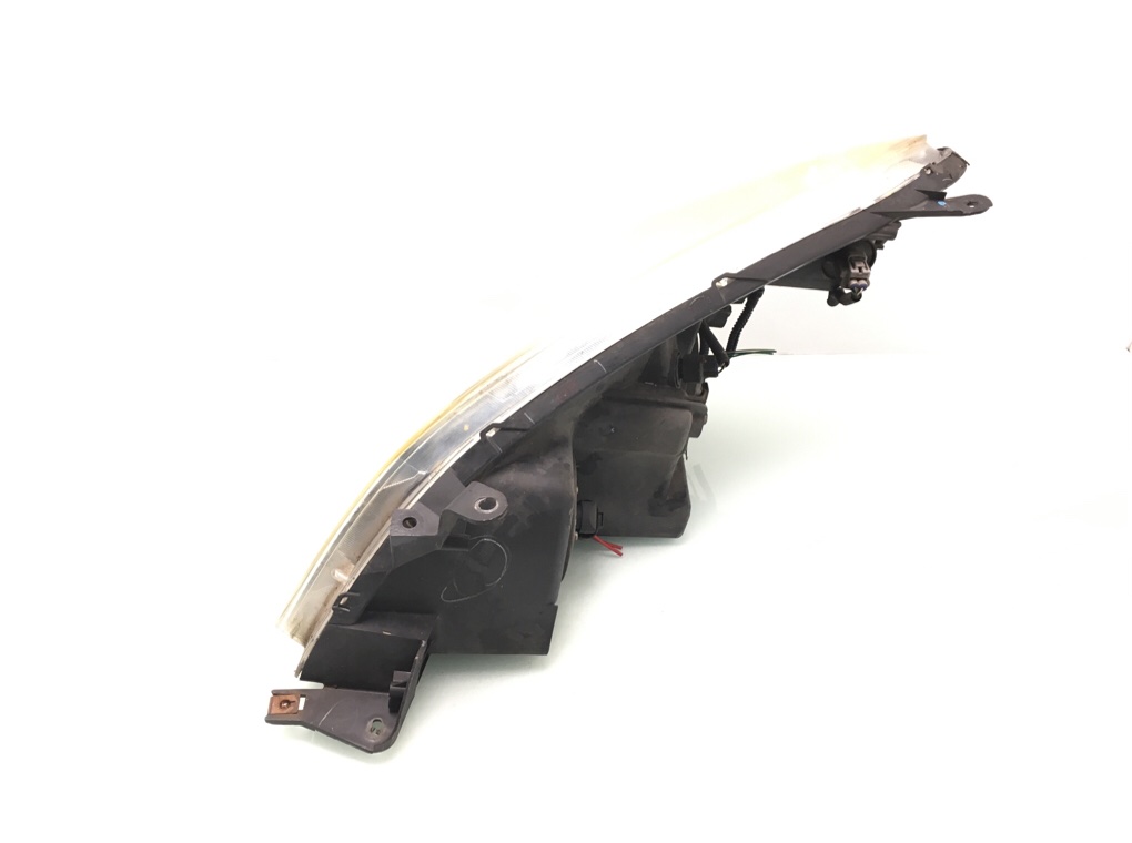 Фара правая бу для Toyota Corolla Verso 2.2 TD, 2006 г. Фара правая бу для Toyota Corolla Verso 2.2 TD, 2006 г.