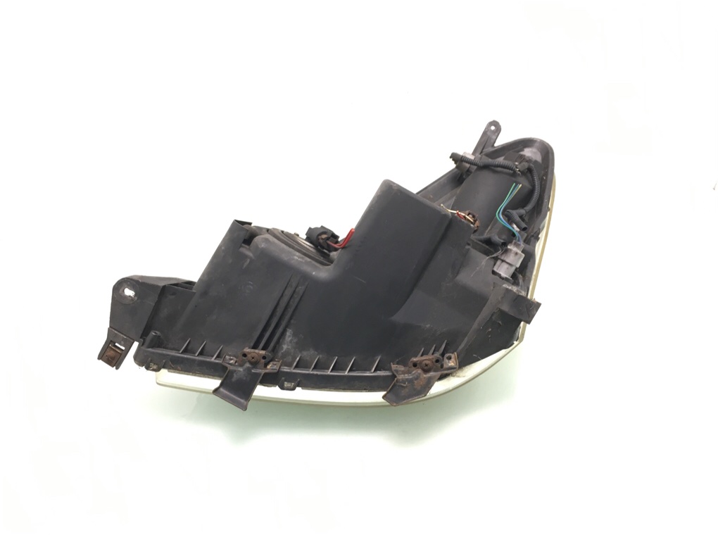 Фара правая бу для Toyota Corolla Verso 2.2 TD, 2006 г. Фара правая бу для Toyota Corolla Verso 2.2 TD, 2006 г.