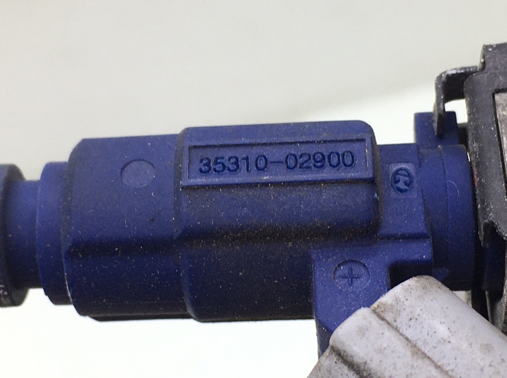 Топливная рампа бу для Kia Picanto 1 1.1 i, 2006 г. Топливная рампа бу для Kia Picanto 1 1.1 i, 2006 г.