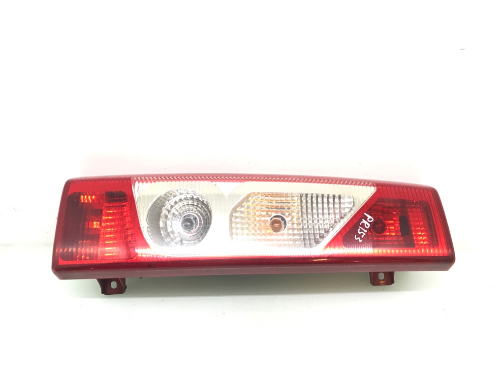 Фонарь задний левый бу для Peugeot Expert 2 2.0 HDi, 2007 г.
