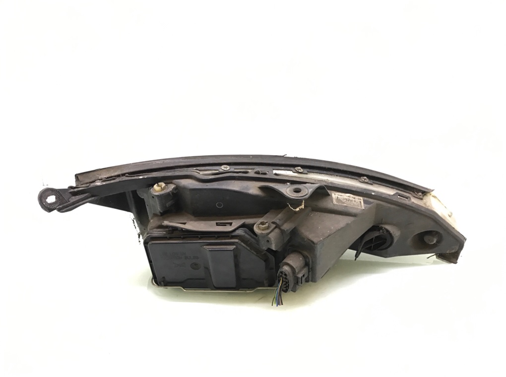 Фара левая бу для Ford Focus 1 1.6 i,  2004 г.