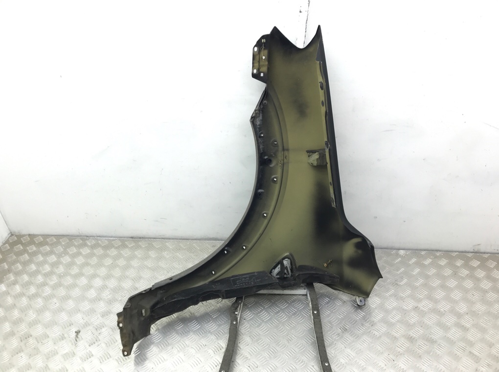 Крыло переднее правое бу для Chevrolet Captiva  2.0 CDi,  2010 г.